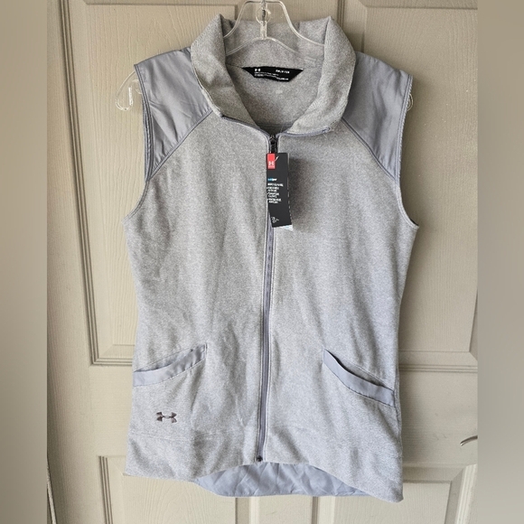 $65 Under Armour Vest Womens Small Gray Zip Up Loose Fit Cold Gear Outdoor - Picture 2 of 12